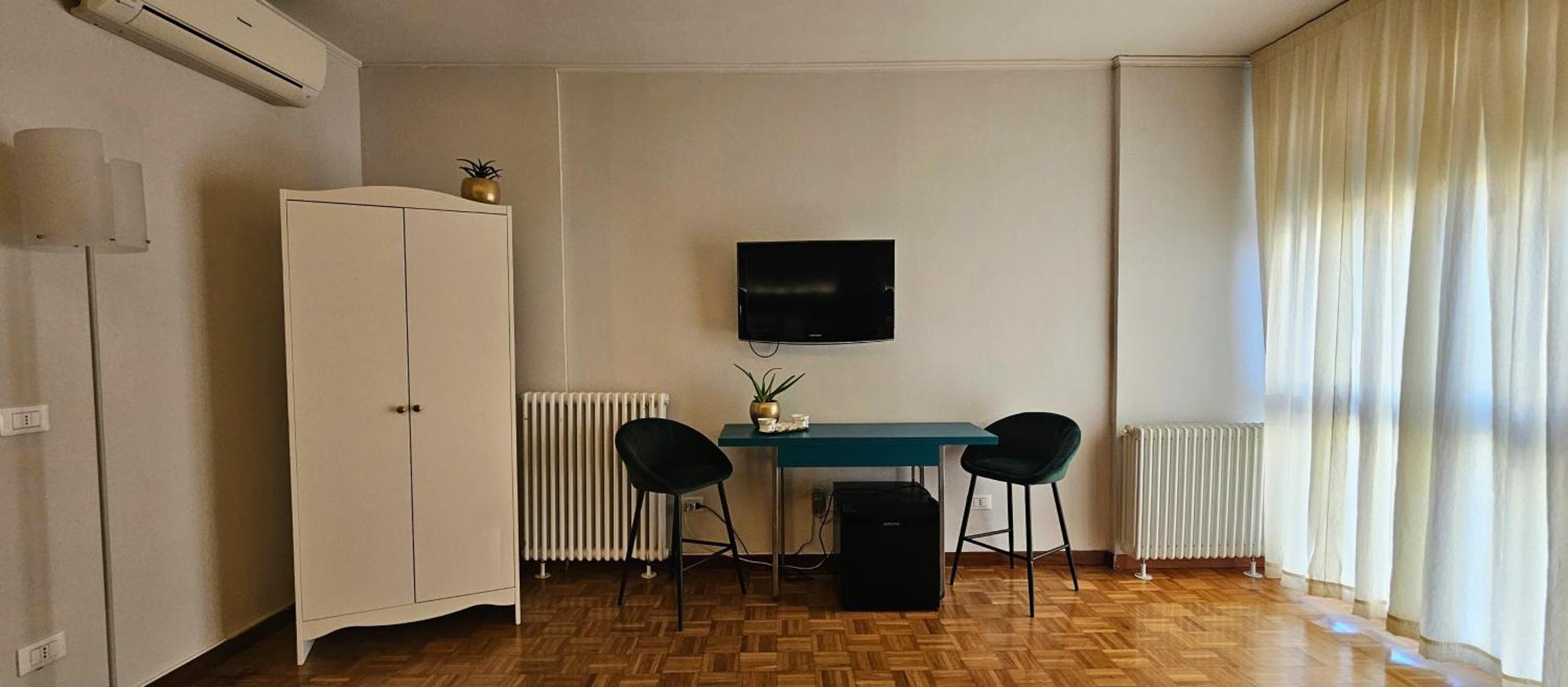 Verona Express Rooms Ngoại thất bức ảnh